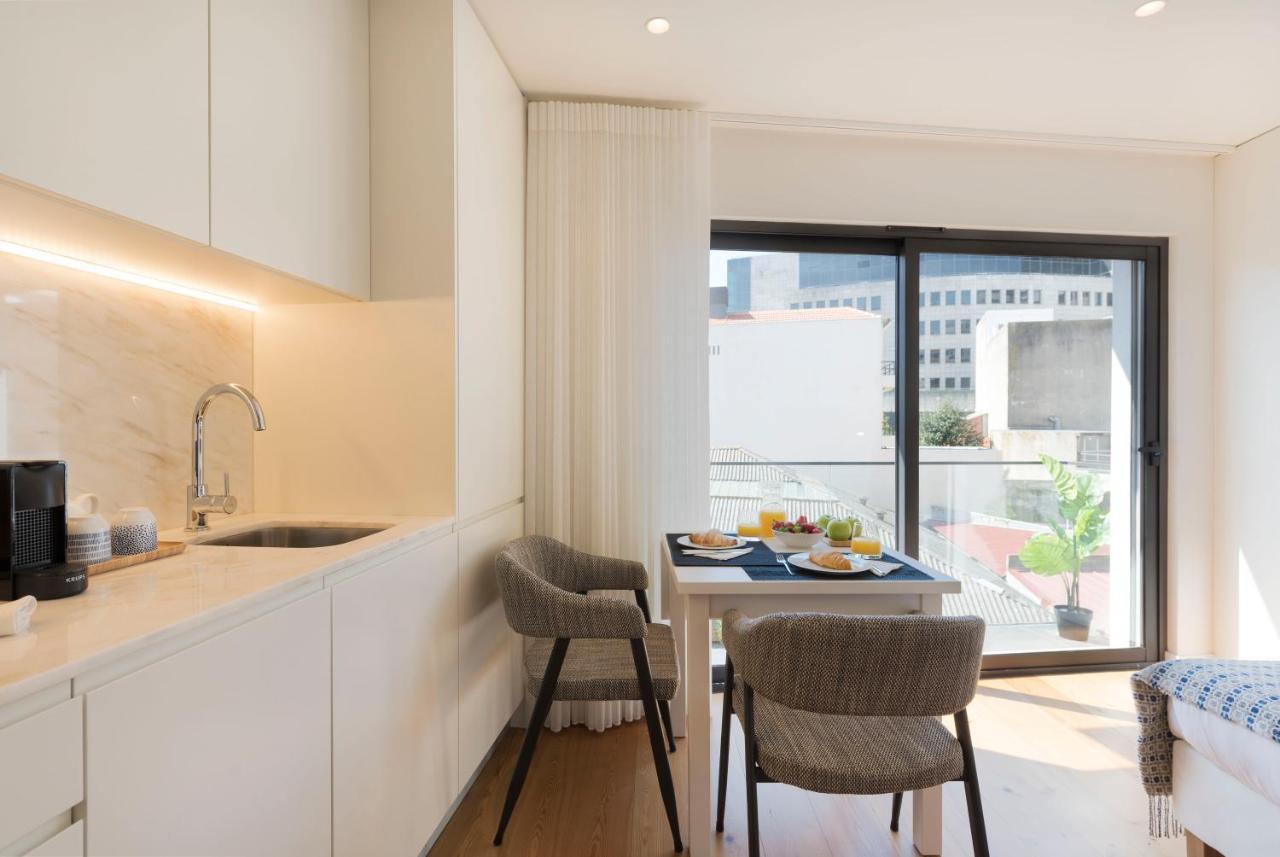 Lovelystay - Heart Of D. Pedro Apartments IV OOporto Esterno foto