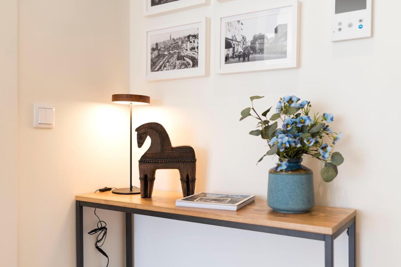 Lovelystay - Heart Of D. Pedro Apartments IV OOporto Esterno foto
